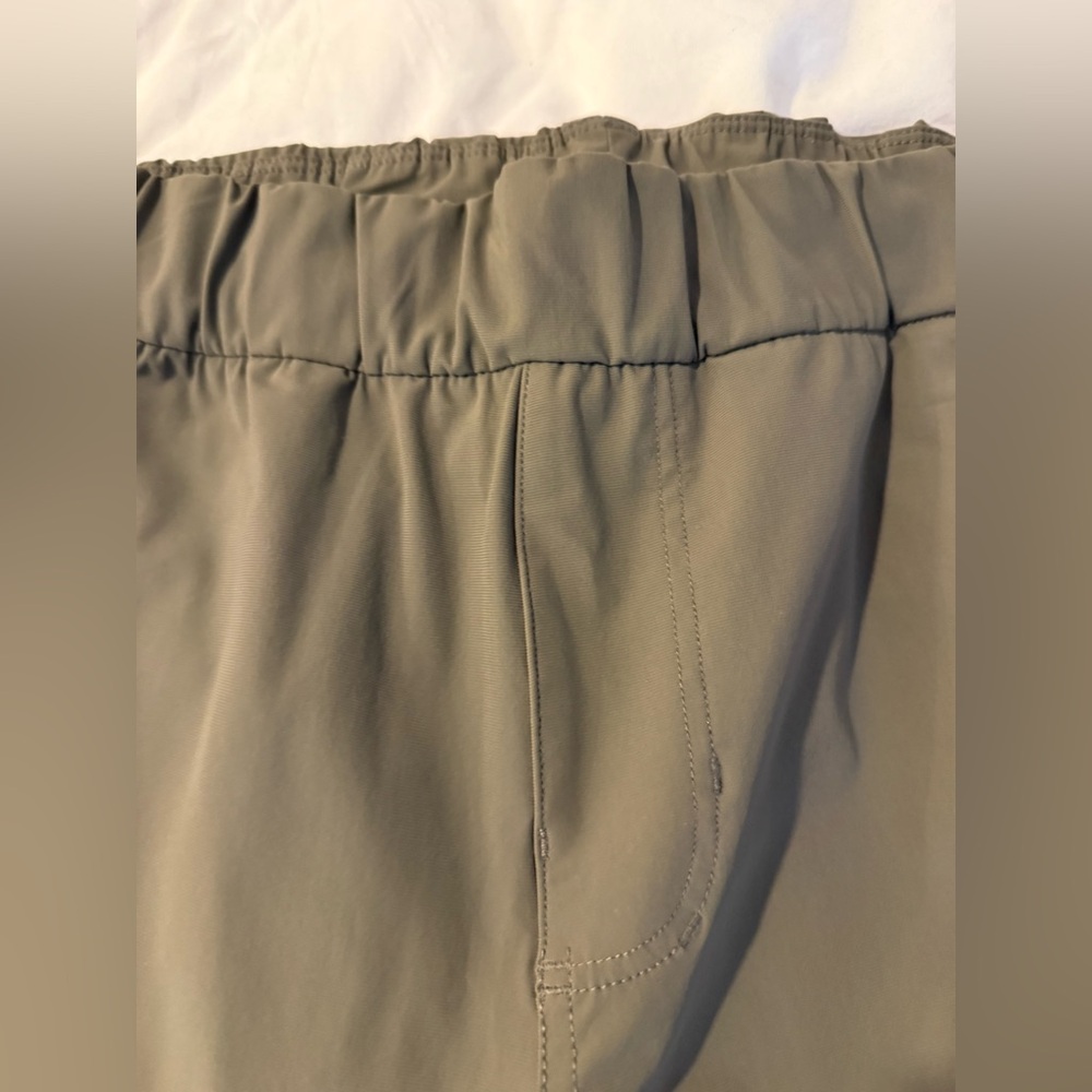 Vuori Miles Ankle Pants NWOT - Picture 6 of 11